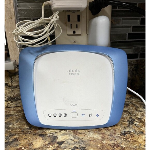 Cisco Valet M10 Wireless-N Router 4-Port 10/100 300 Mbps Easy Set Up WORKS - Picture 2 of 4